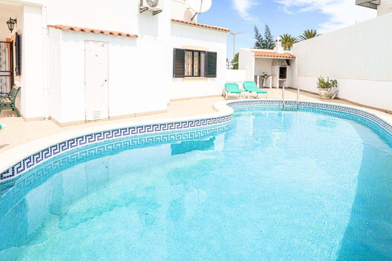 Cesaltina - Gale - Swimming Pool - By Bedzy Villa *